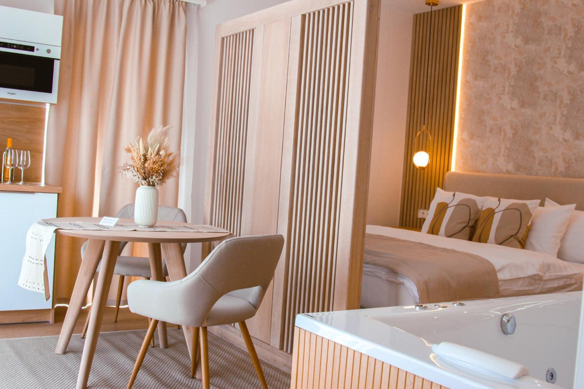 Twin Premium Apartman Tihany Exterior photo