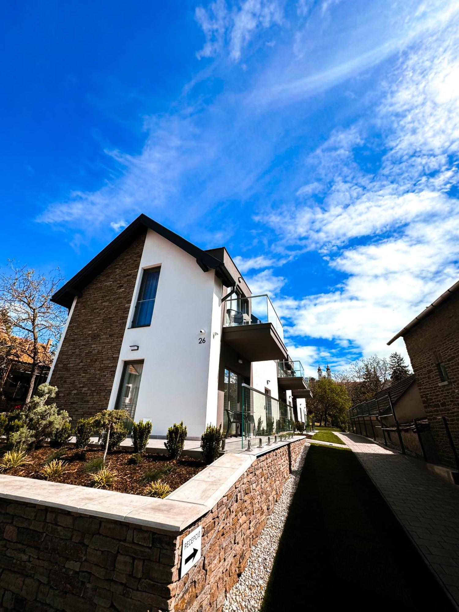 Twin Premium Apartman Tihany Exterior photo